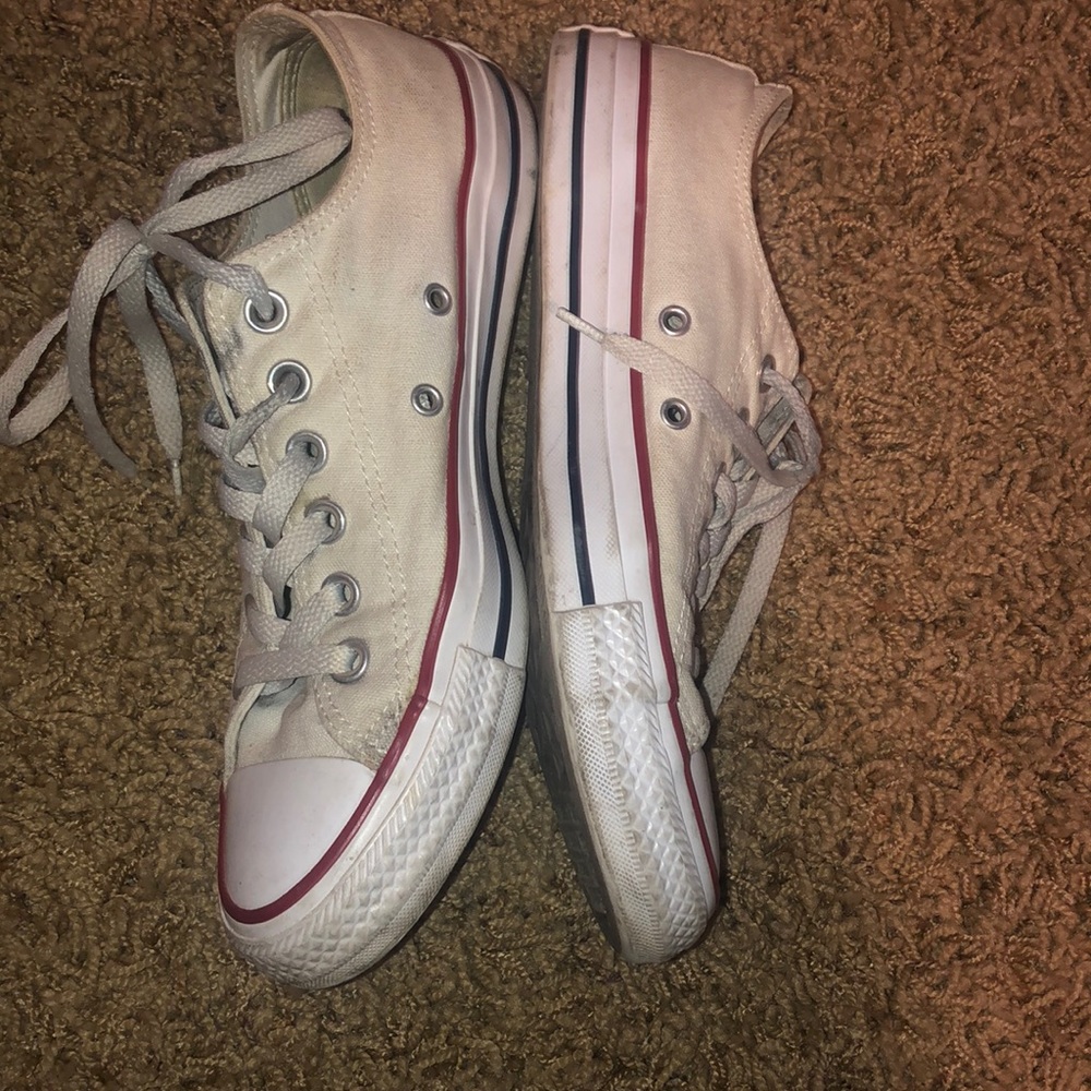 Converse - Picture 2 of 3